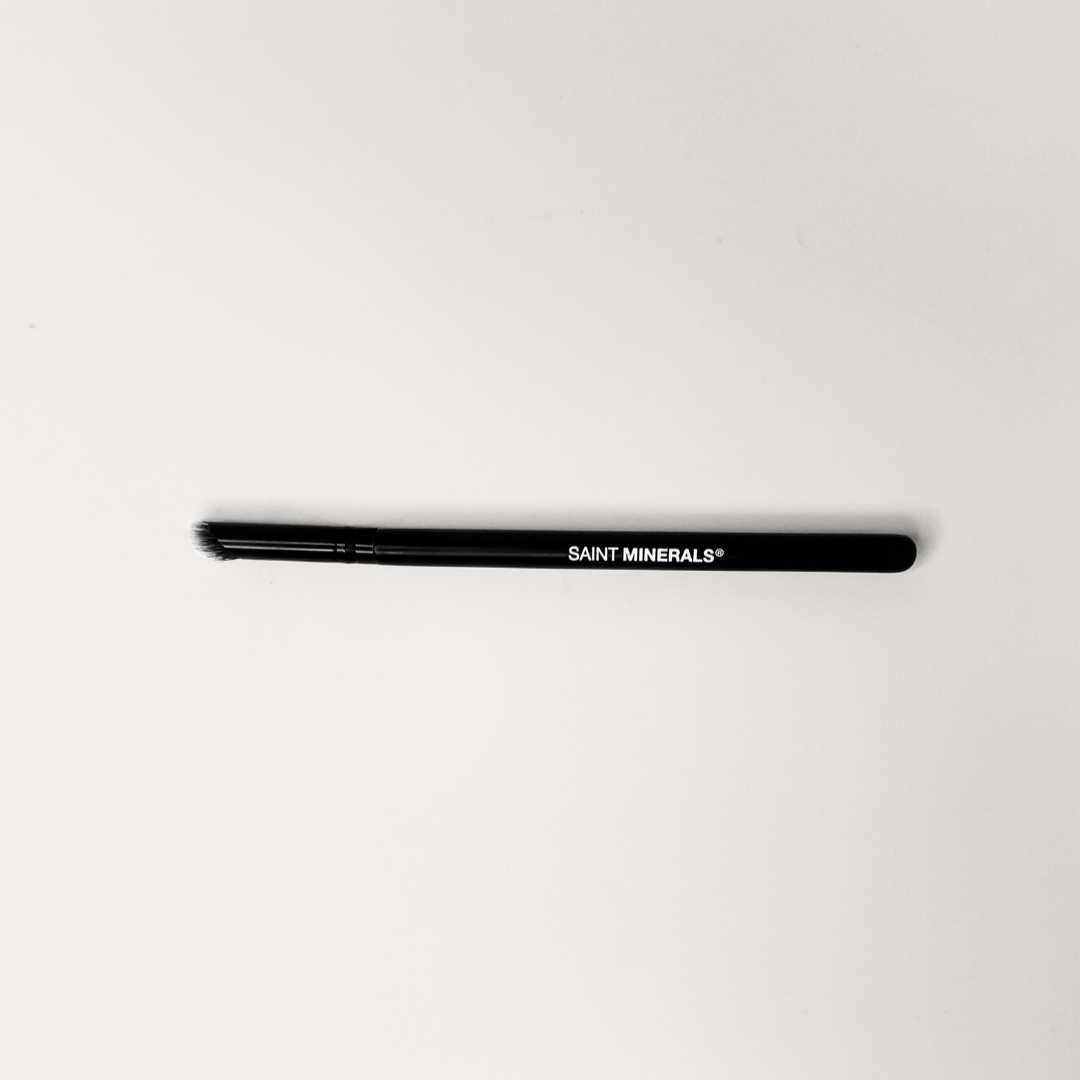 SAINT MINERALS Concealer Brush