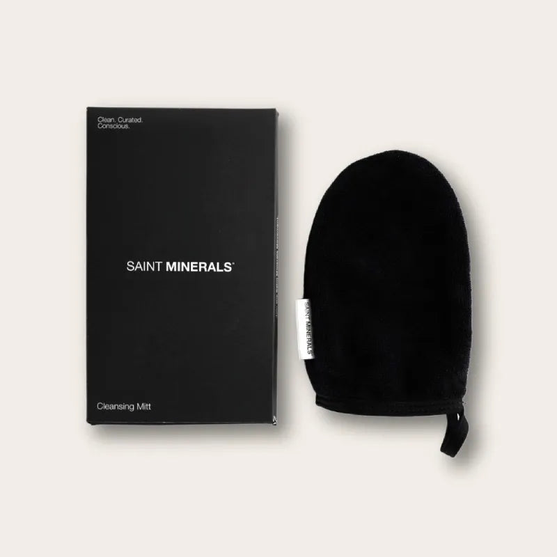 SAINT MINERALS Cleansing Mitt