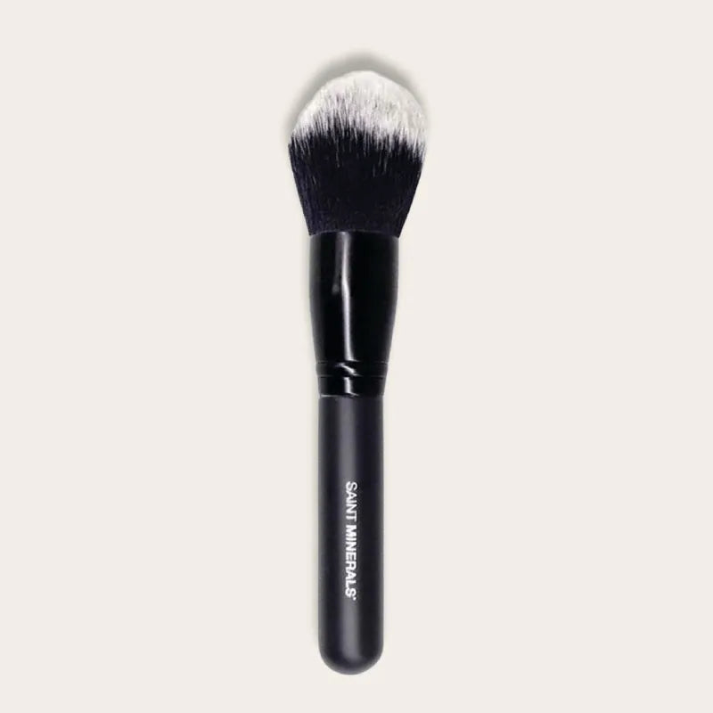 SAINT MINERALS Domed Powder Brush