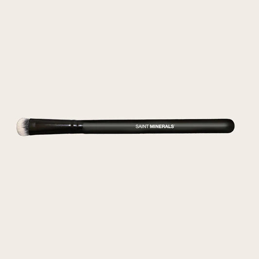 SAINT MINERALS All Over Eye Colour brush