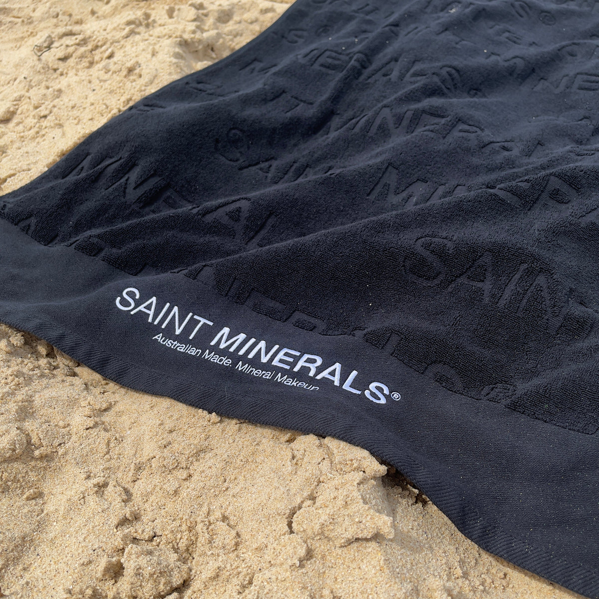SAINT MINERALS Beach Towel